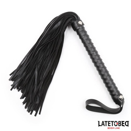Textured Handle Flogger Black 48.5cm