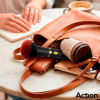 Secret Noir Vibrating Make-Up Brush Black